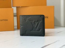 Picture of LV Wallets _SKUfw125702768fw